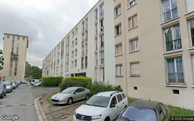 Façade : rue Saint Exupéry, Chelles