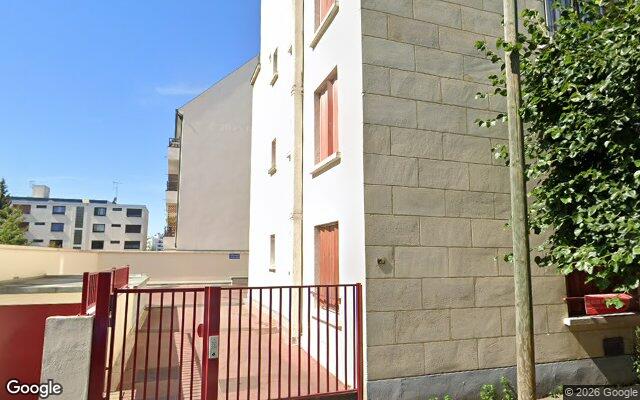 Façade : 2 rue Jeanne d'Arc, Chelles