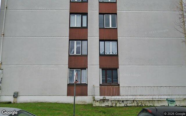 Façade : place du Bois Madame, Chelles